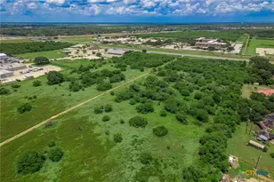 6753 US Hwy 87, Victoria, TX 77904 - Photo 14