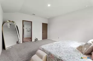 410 Kayden Pt, New Braunfels, TX 78130 - Photo 14