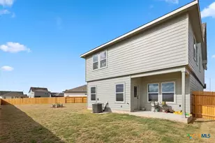 410 Kayden Pt, New Braunfels, TX 78130 - Photo 28
