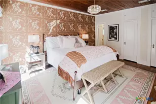 213 W Broadway St, Cuero, TX 77954 - Photo 12