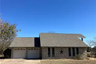 3705 Oakridge Blvd, Harker Heights, TX 76548 - Photo 1