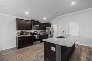 3212 Victoria Meadow Dr, Belton, TX 76513 - Photo 12