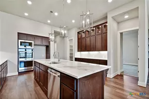 4714 Clover Field, Schertz, TX 78108 - Photo 6