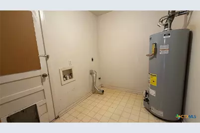 203 Longfellow Lane, Victoria, TX 77904 - Photo 24