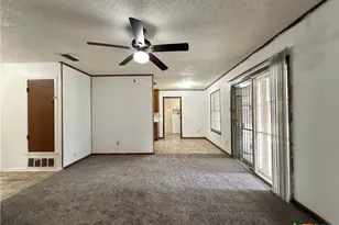 1904 Hill St, Killeen, TX 76543 - Photo 6