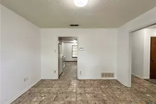 1904 Hill St, Killeen, TX 76543 - Photo 16