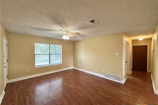 2101 Spicewood Dr, Killeen, TX 76543 - Photo 4