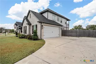 10281 Creekside Ln, Woodway, TX 76712 - Photo 2