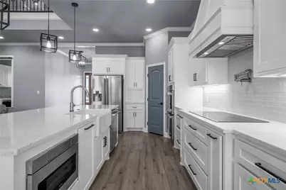 10281 Creekside Lane, Woodway, TX 76712 - Photo 12