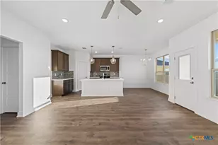 8909 Chalk Maple Dr, Killeen, TX 76542 - Photo 6