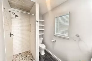 275 Halm Dr, Canyon Lake, TX 78133 - Photo 6