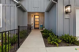 1355 Dancing Oak Ln, San Marcos, TX 78666 - Photo 6