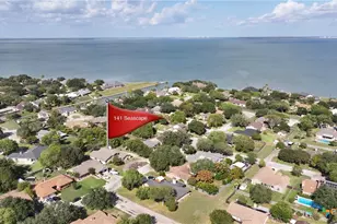 141 Seascape Dr, Port Lavaca, TX 77979 - Photo 2