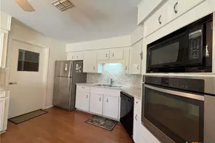 141 Seascape Dr, Port Lavaca, TX 77979 - Photo 20