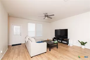 303 E Gemini Ln, Killeen, TX 76542 - Photo 8