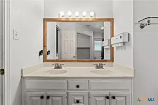 2210 Barry Dr, Killeen, TX 76543 - Photo 16