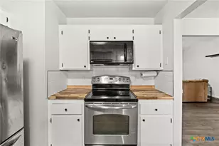 2210 Barry Dr, Killeen, TX 76543 - Photo 10