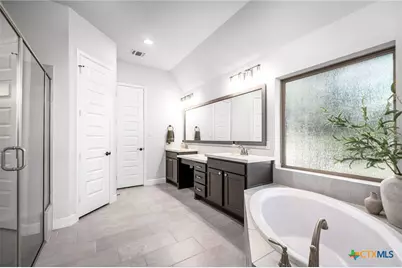 358 Bridle Trail, New Braunfels, TX 78132 - Photo 18