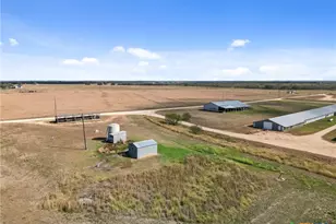 6492 State Hwy 304, Harwood, TX 78632 - Photo 32