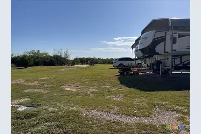 193 Silkstocking Street, Port Lavaca, TX 77979 - Photo 6