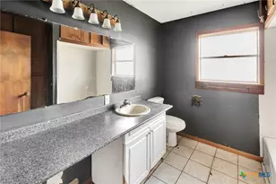 113 Wearden Dr, Victoria, TX 77904 - Photo 18