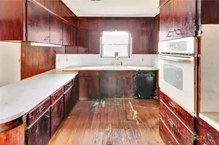 113 Wearden Dr, Victoria, TX 77904 - Photo 10