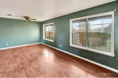 113 Wearden Drive, Victoria, TX 77904 - Photo 4