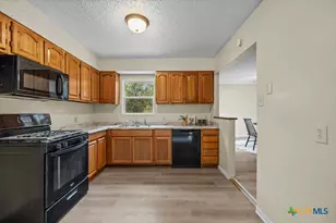 1104 Woodall St, Belton, TX 76513 - Photo 10