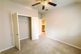 5423 Southern Oaks, San Antonio, TX 78261 - Photo 32