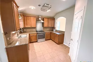 5423 Southern Oaks, San Antonio, TX 78261 - Photo 14