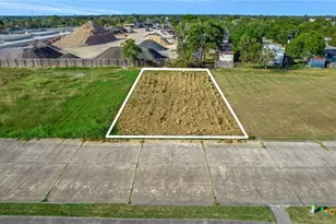 119 N Star Dr, Victoria, TX 77904 - Photo 1