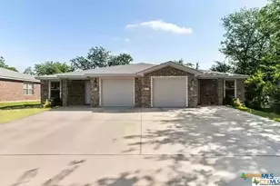 227 E Beeline Ln, Harker Heights, TX 76548 - Photo 2