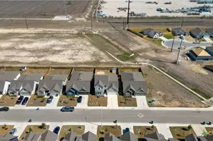 437 Signe, Seguin, TX 78155 - Photo 44