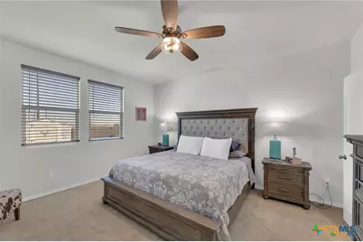 437 Signe, Seguin, TX 78155 - Photo 10