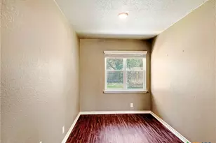 1311 W Main St, Gatesville, TX 76528 - Photo 24