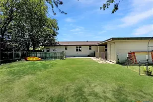 1311 W Main St, Gatesville, TX 76528 - Photo 30