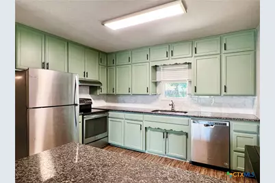 1311 W Main Street, Gatesville, TX 76528 - Photo 6