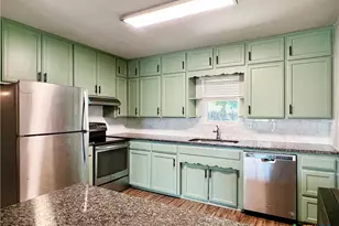 1311 W Main St, Gatesville, TX 76528 - Photo 6