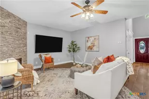 526 Walnut Heights Blvd, New Braunfels, TX 78130 - Photo 8