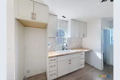 1103 Waco Street, Gatesville, TX 76528 - Photo 4