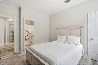 1059 Buffalo Grove, New Braunfels, TX 78130 - Photo 12