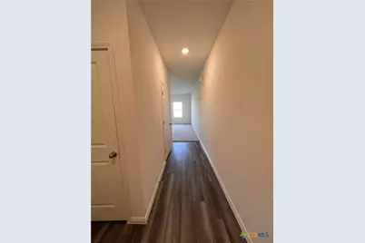 [Address not provided], Jarrell, TX 76537 - Photo 8