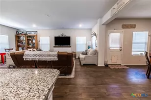 929 Indigo Wy, Seguin, TX 78155 - Photo 14