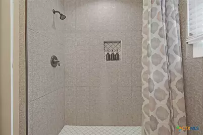 1236 S Academy Avenue, New Braunfels, TX 78130 - Photo 24