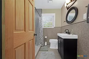 1236 S Academy Ave, New Braunfels, TX 78130 - Photo 26