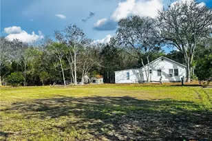 701 W May St, Yoakum, TX 77995 - Photo 30