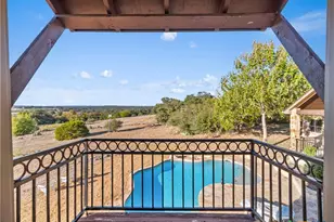 957 Phantom Rider Trail, Spring Branch, TX 78070 - Photo 34