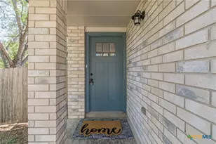 1947 Queen Victoria Dr, New Braunfels, TX 78130 - Photo 2