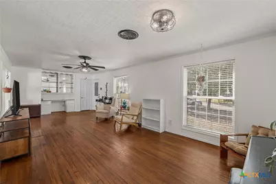 819 N 7th Street, Temple, TX 76501 - Photo 6