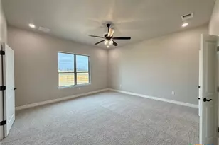 302 Lee Mays Blvd, Troy, TX 76579 - Photo 14